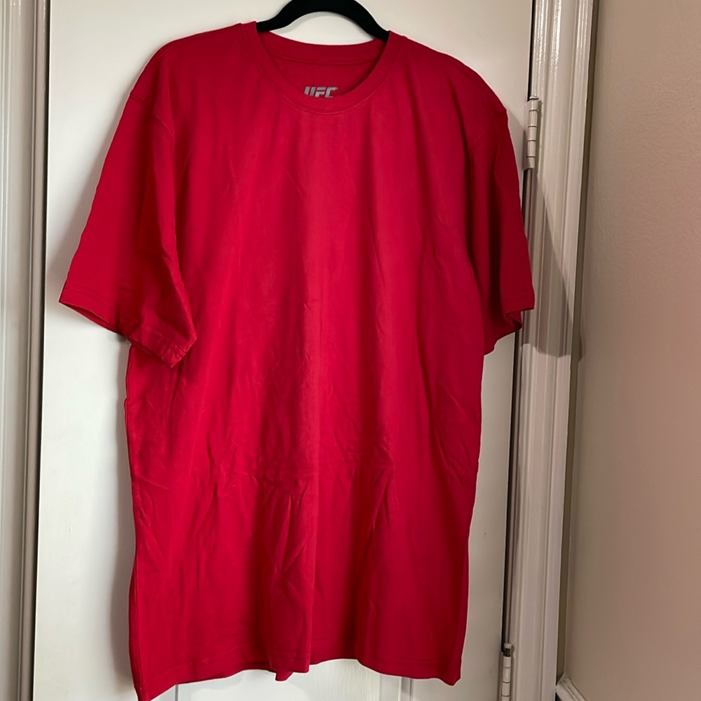 Men’s UFC T-shirt, two X color red